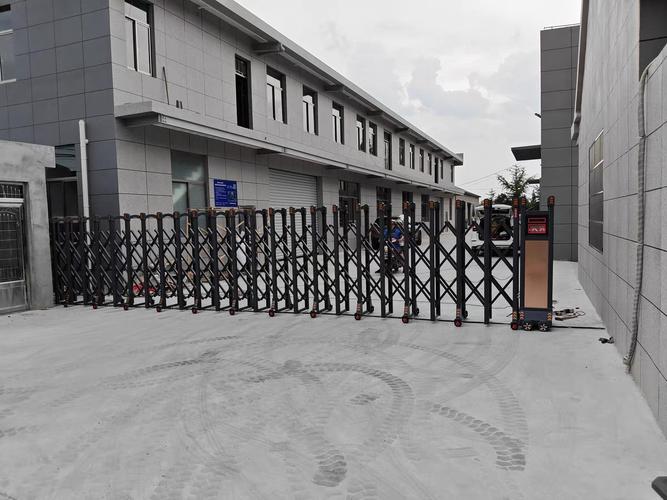 杭州伸缩门 杭州伸缩门厂家 工厂大门伸缩门 遥控伸缩门 单位大门伸缩